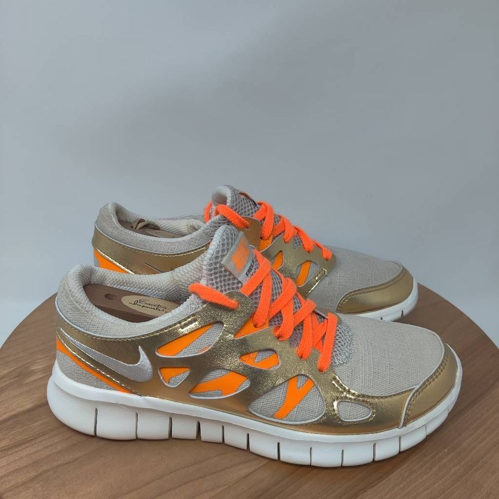 Nike Free Run 2 Running Shoes- Womens- Size 6- Tan Gold-[555340-202]- Sneakers